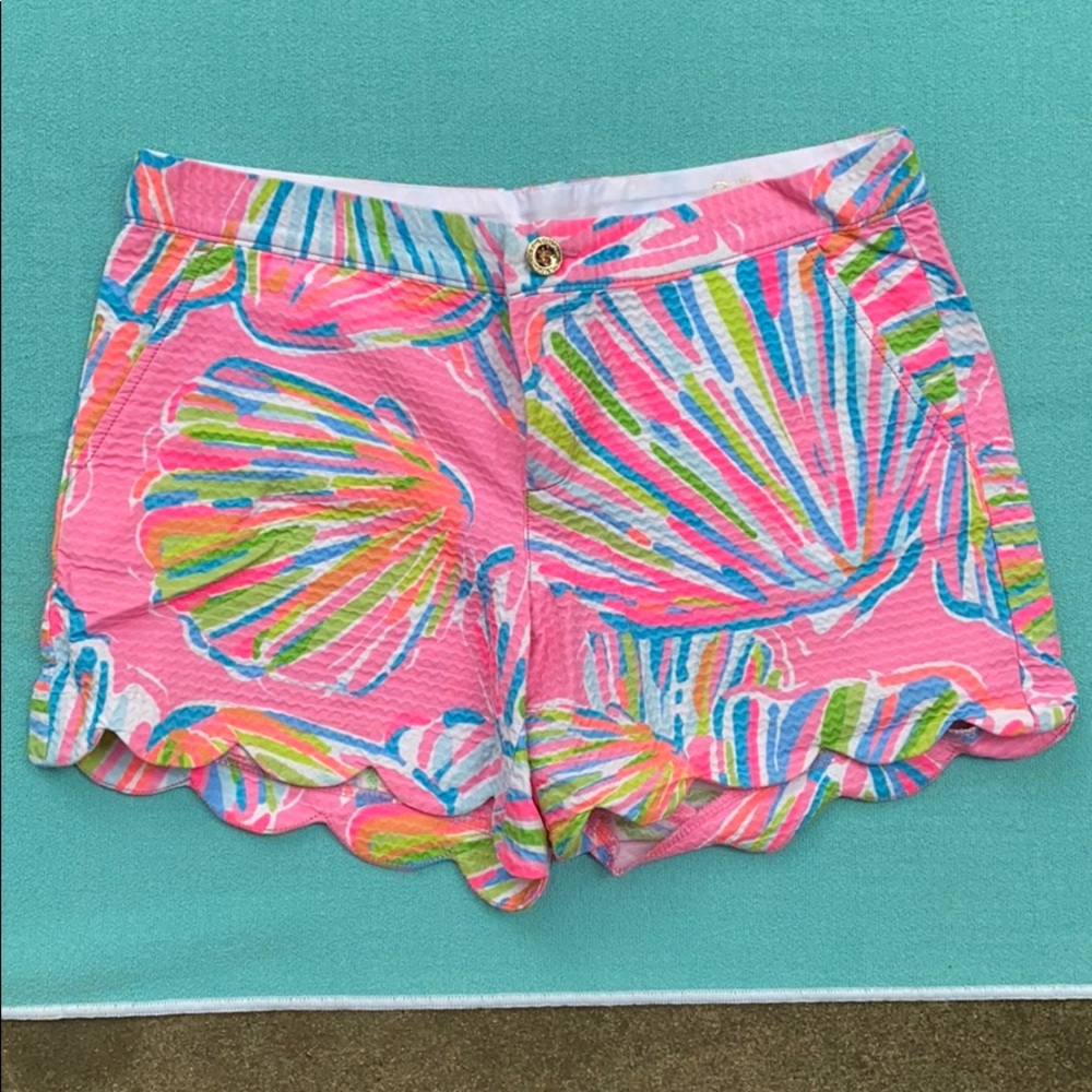 Lily Pulitzer buttercup short!